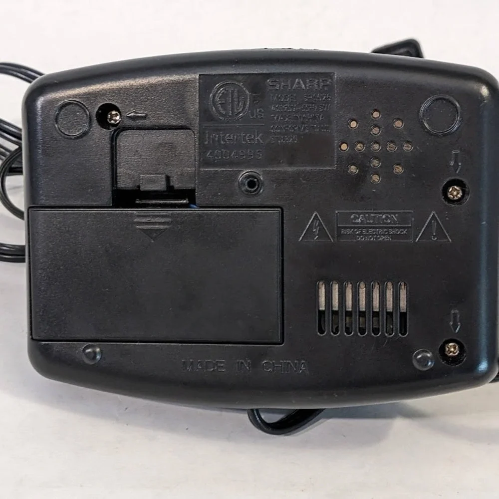 Sharp SPC026 Digital Alarm Clock Black Red LED Display Electric Battery Backup
